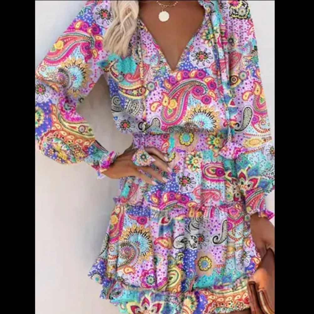 Colorful Paisley Print Women's V-Neck Dress - Picture 2 of 8